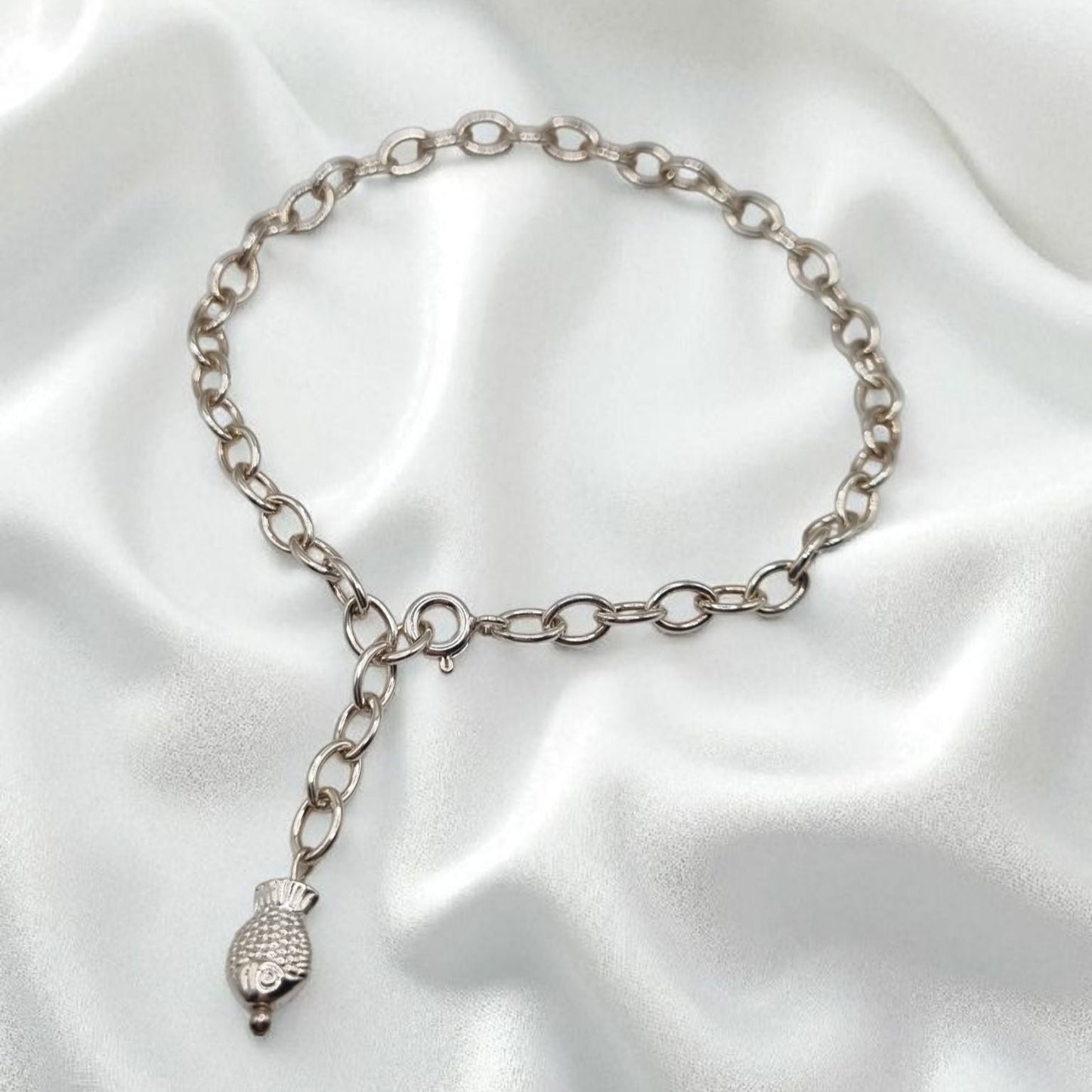 Armband aus Weitankerkette mit kleinem Fisch in 925 Sterling Silber