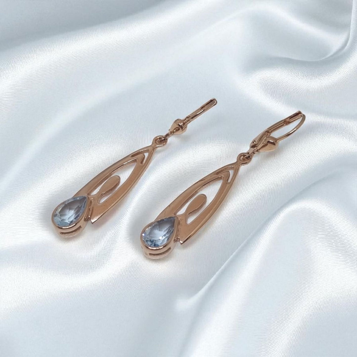 Jugendstil Art Ohrringe mit echten Blautopas Tropfen in 925 Sterling Silber rotvergoldet