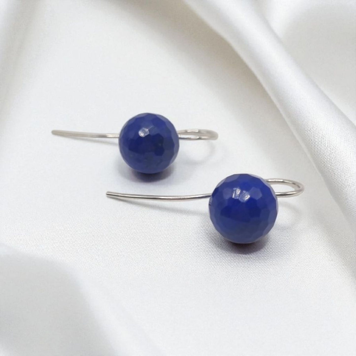 Ohrhänger mit echten Lapis Lazuli Kugeln in 925 Sterling Silber