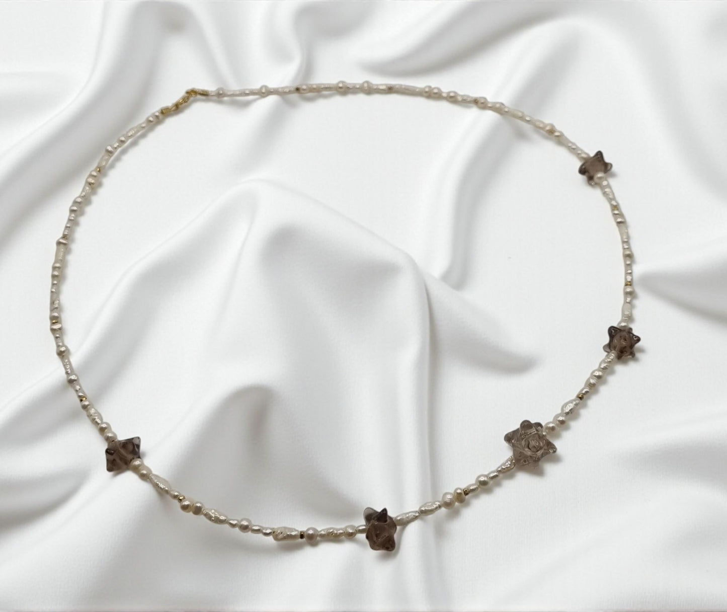 Kette aus echten Süßwasserperlen und echtem Rauchquarz in außergewöhnlicher Form 925 Sterling Silber vergoldet