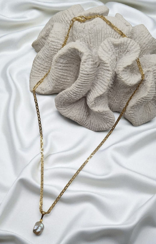 Halskette mit echter Keshi Perle in 925 Sterling Silber vergoldet 42cm